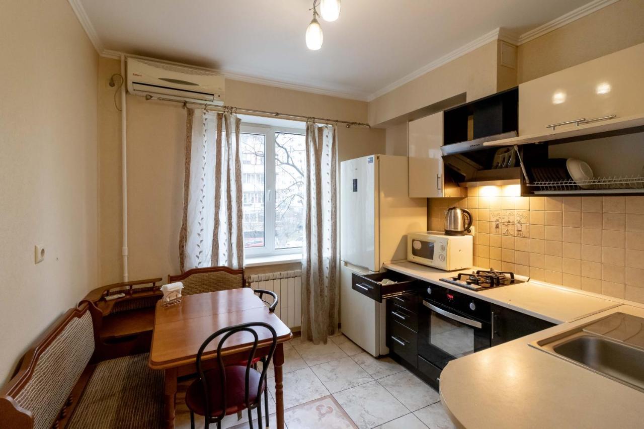 Kvartirkoff Na Geroev Dnepra 36 B Kiev Extérieur photo