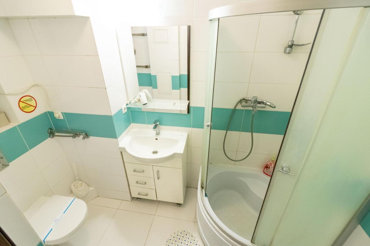 Kvartirkoff Na Geroev Dnepra 36 B Kiev Extérieur photo